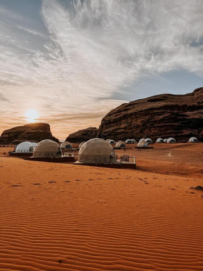Orbit Camp Hotell Wadi Rum Exteriör bild