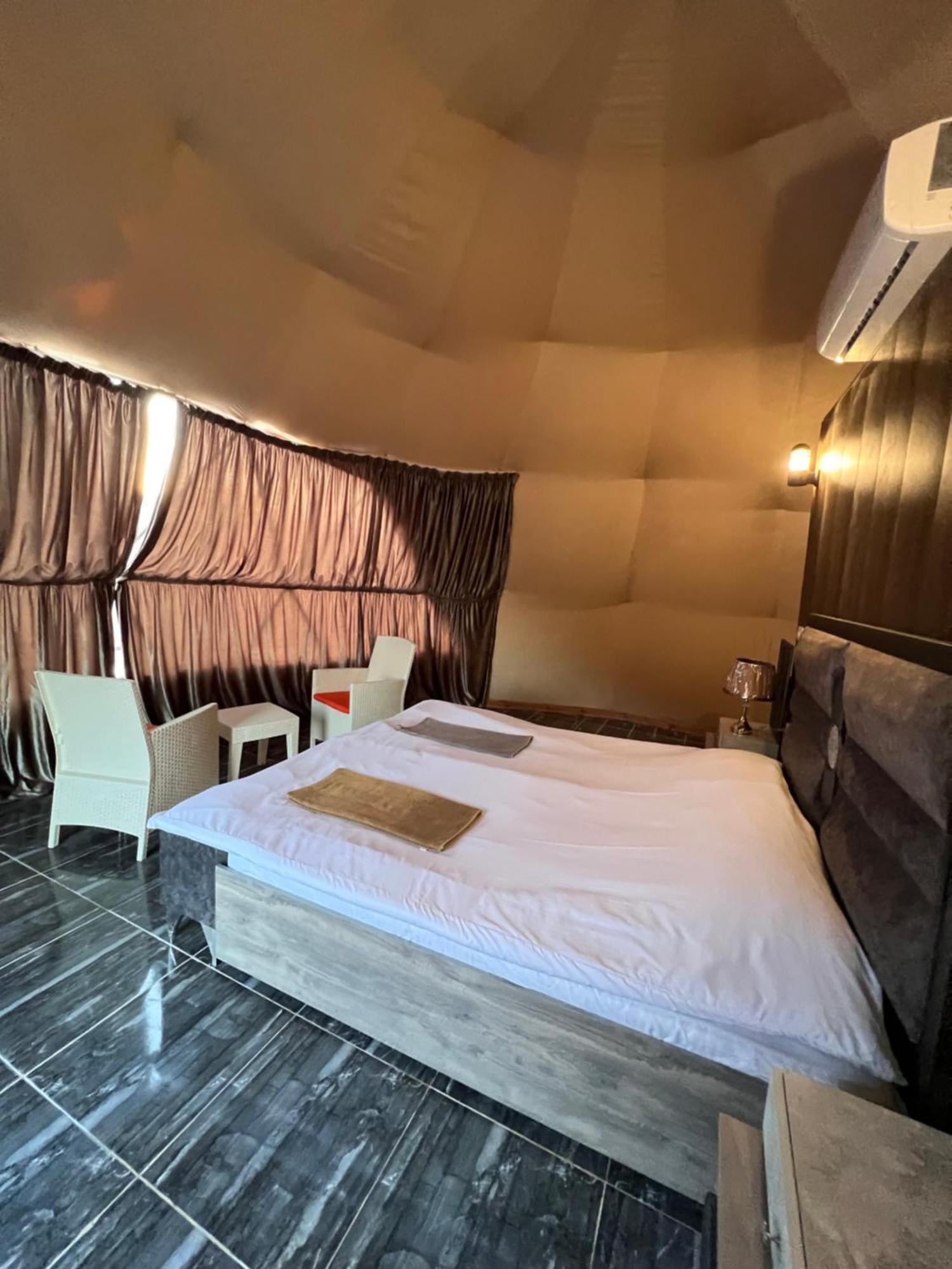 Orbit Camp Hotell Wadi Rum Exteriör bild